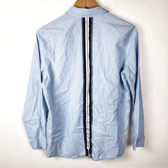 ATHLETA Blue Casual Button Down Collared Shirt Med - Picture 8 of 8